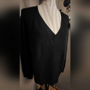 Old Navy Womens XL Brand New Black Super V-neck Sweater Off Shoulder Boho
